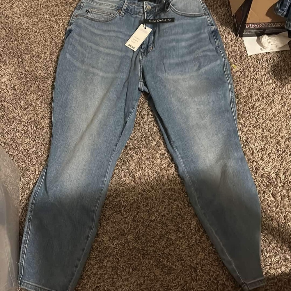 COPY - Judy blue tummy control jeans 18W NWOT